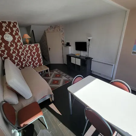 Apartament Type T2 Proche De La *